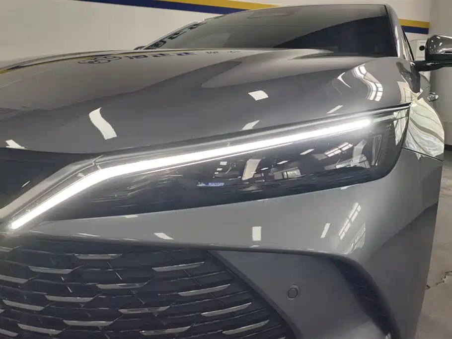BYD Qin L 2025 DM-i Smart Drive Edition 80KM Leading фото 5
