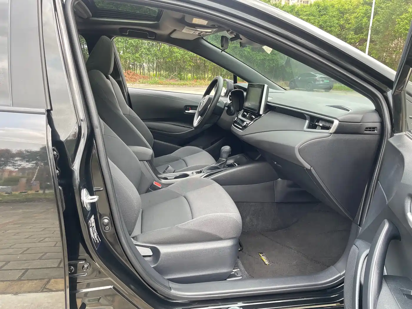 Toyota Levin 2021 185T CVT Luxury Edition фото 7