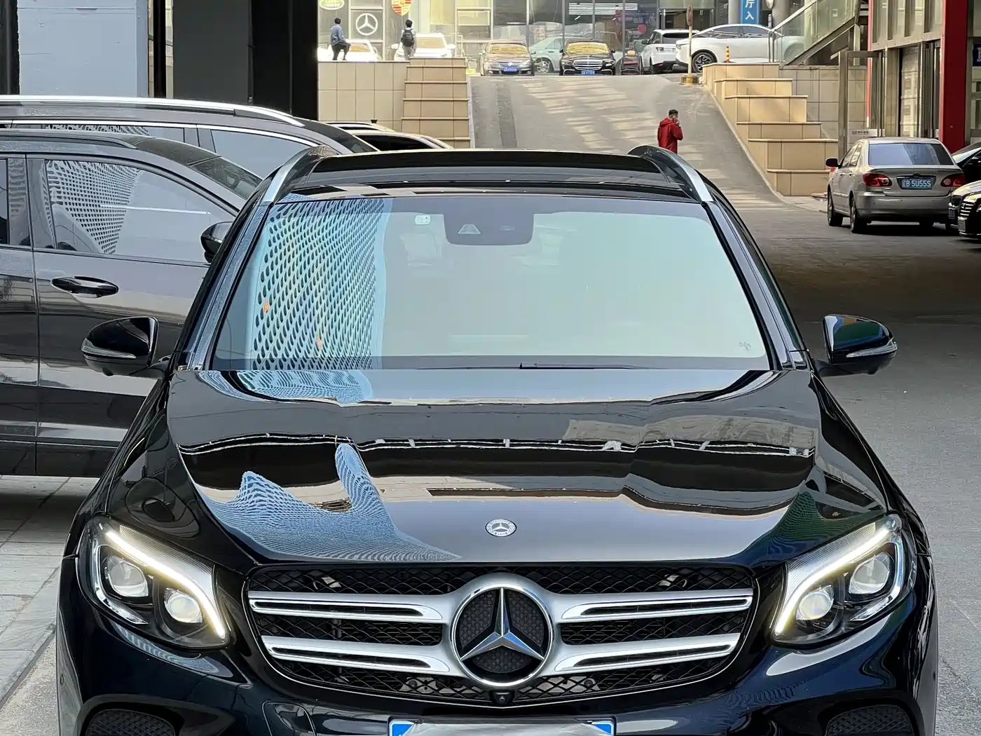 Mercedes-Benz GLC 2018 GLC 300 4MATIC Dynamic фото 2