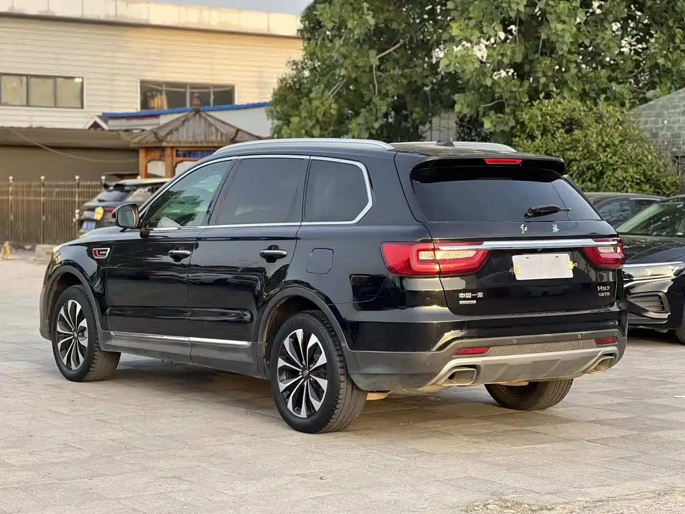 Hongqi HS7 2019 3.0T Automatic 4WD Smart Connection Flag Enjoy Edition фото 8