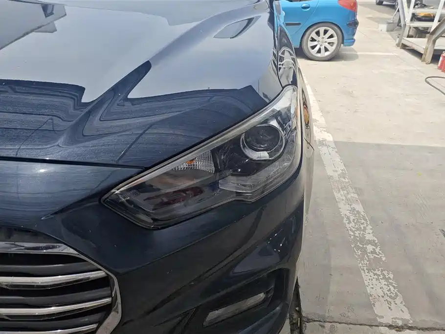 Hyundai Beijing Hyundai ix35 2018 2.0L Automatic 2WD Zhiyong·Enjoyment Edition фото 5