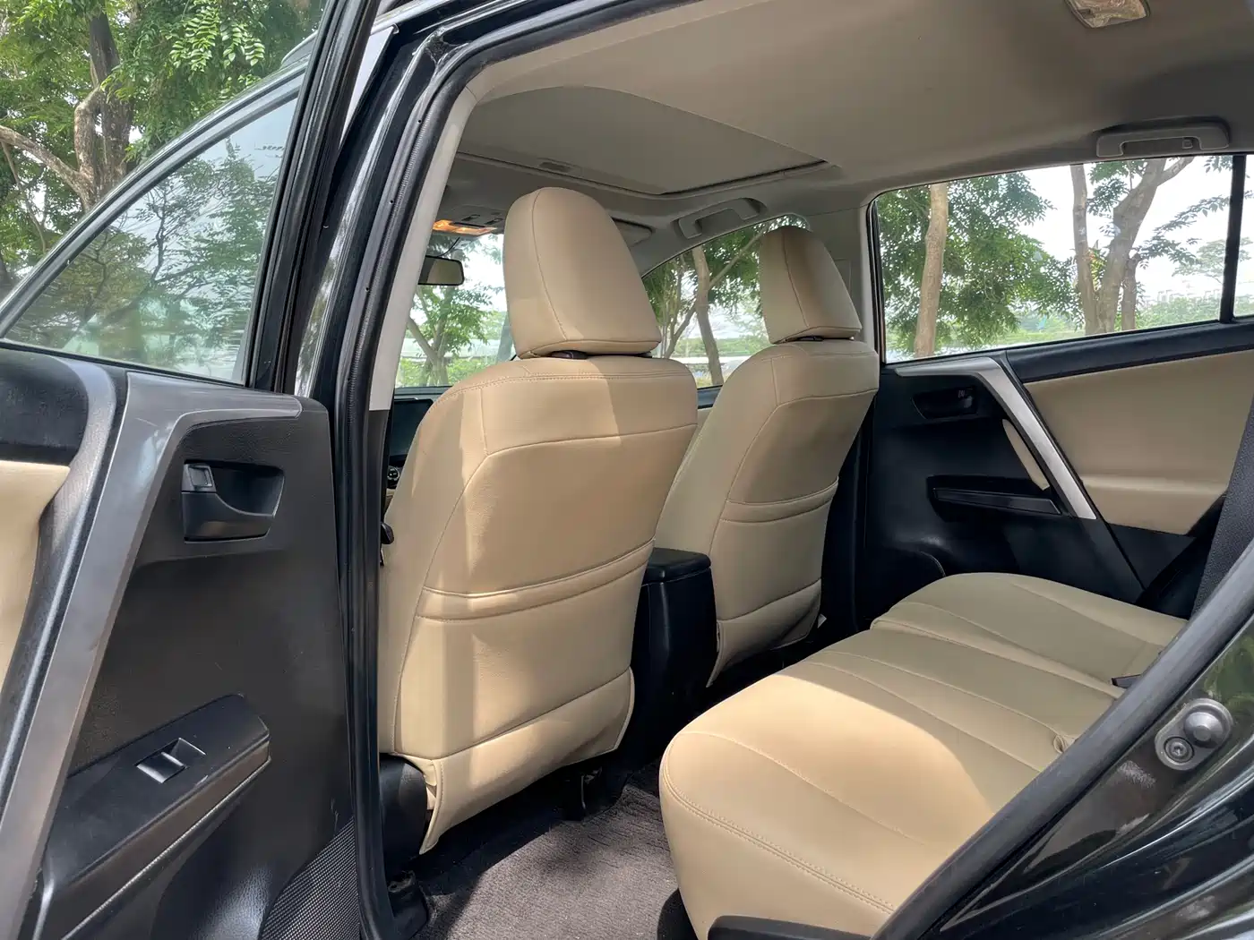Toyota RAV4 Rongfang 2016 2.0L CVT 2WD Trend (China V) фото 12