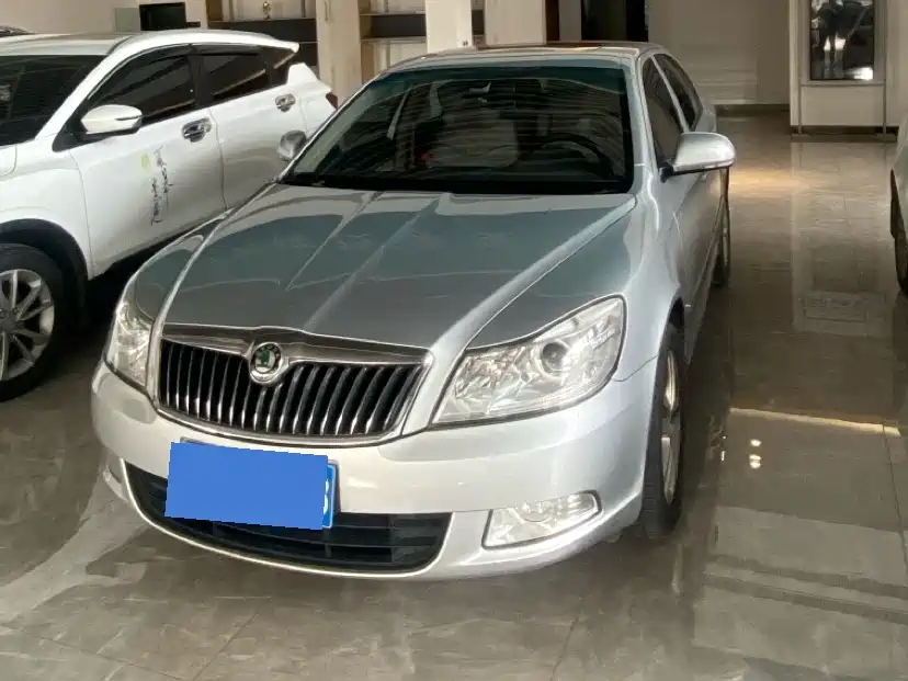 Škoda Octavia 2013 1.6L Automatic Prestige Edition