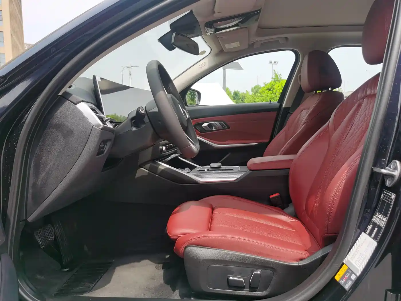 BMW i3 2025 eDrive 40 L Shadow Night Package фото 12