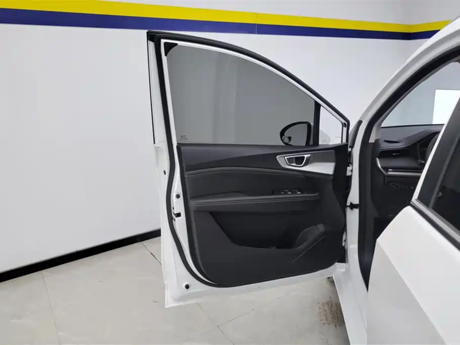 WULING AUTOMOBILE WULING JIACHEN