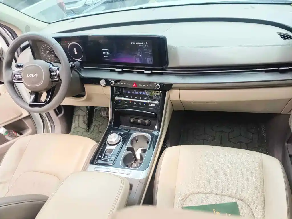 Kia Carnival 2022 2021 2.0T Luxury Tech Edition