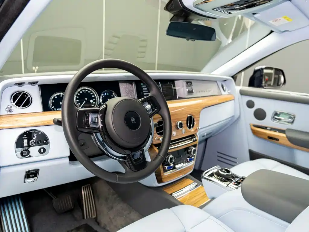Rolls-Royce Phantom 2020 2018 6.7T Long Wheelbase Version