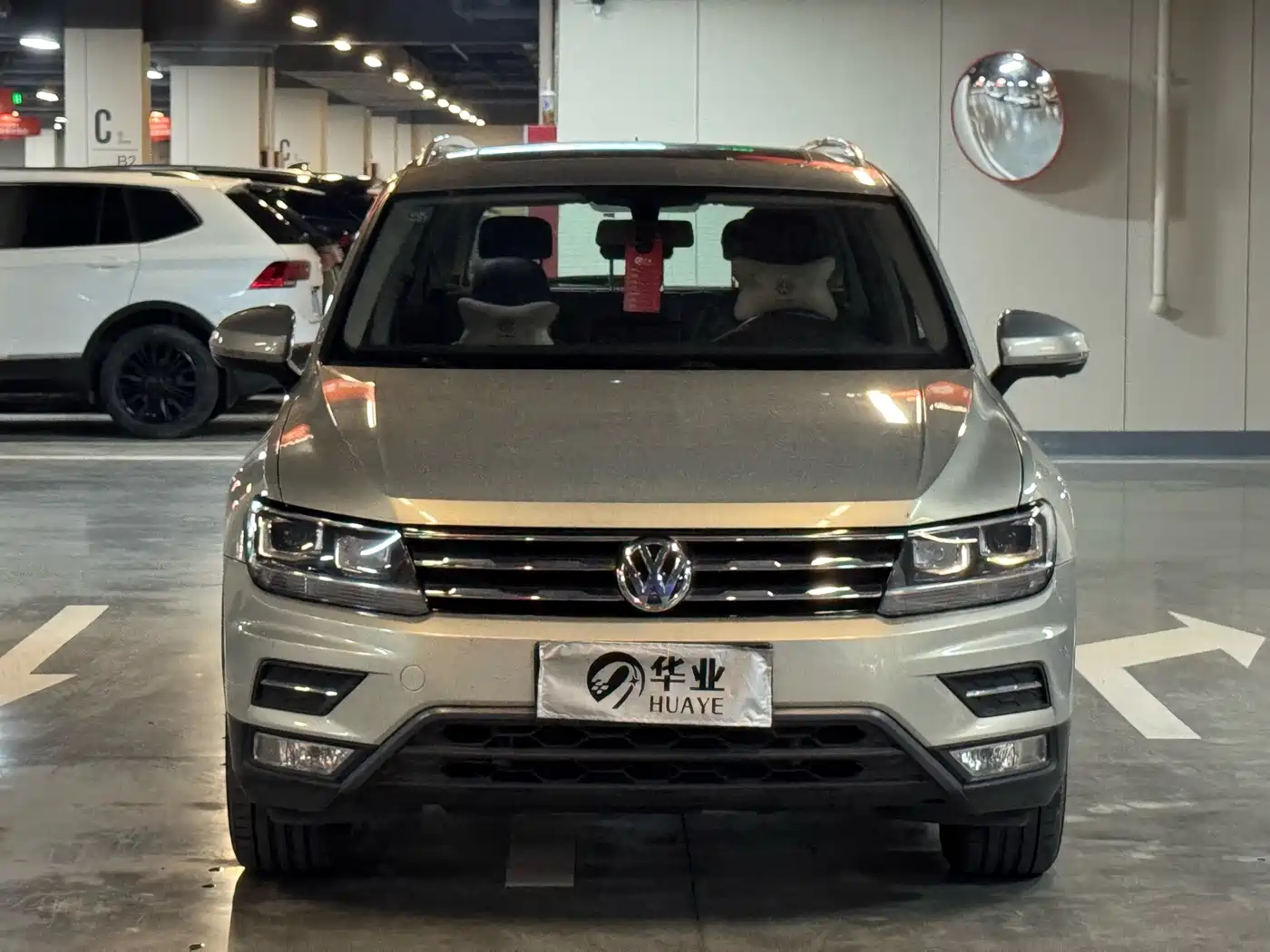 Volkswagen Tiguan L 2019 330TSI Automatic 2WD Panorama Comfort Edition China VI фото 2