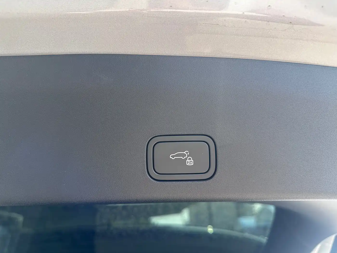 Li Auto i6 2026 2025 2WD Base Model