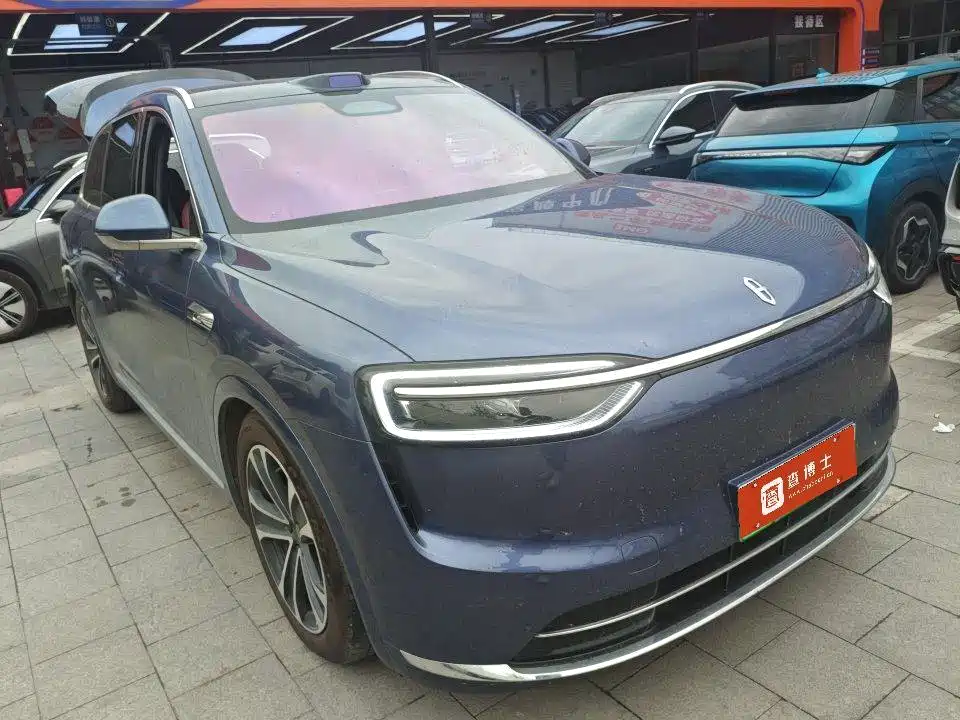 AITO Wenjie AITO M7 2026 Extended Range Max AWD 5-seater фото 2