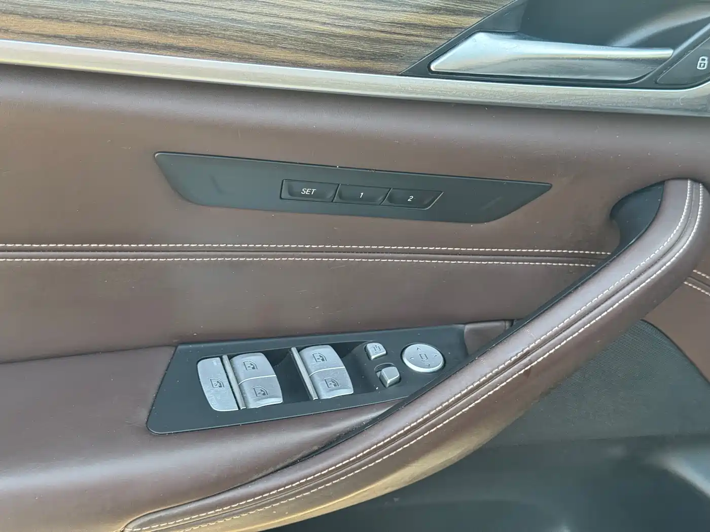 BMW 5 Series New Energy 2020 530Le Luxury Package фото 8