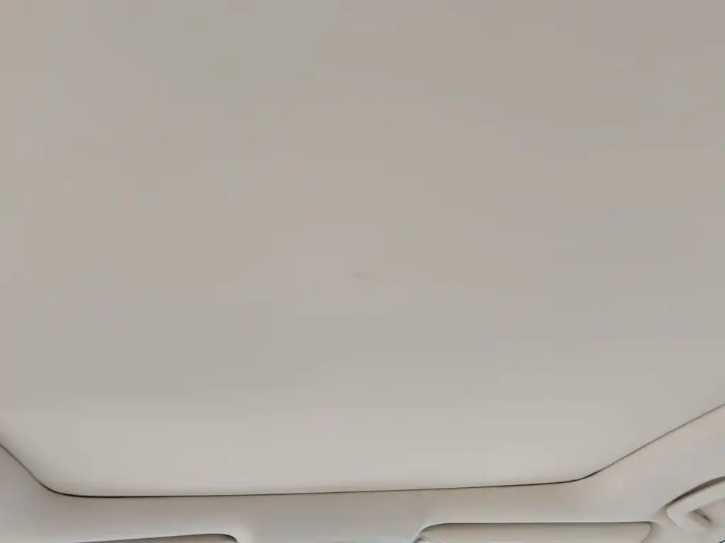 Photo 14 - Toyota Highlander