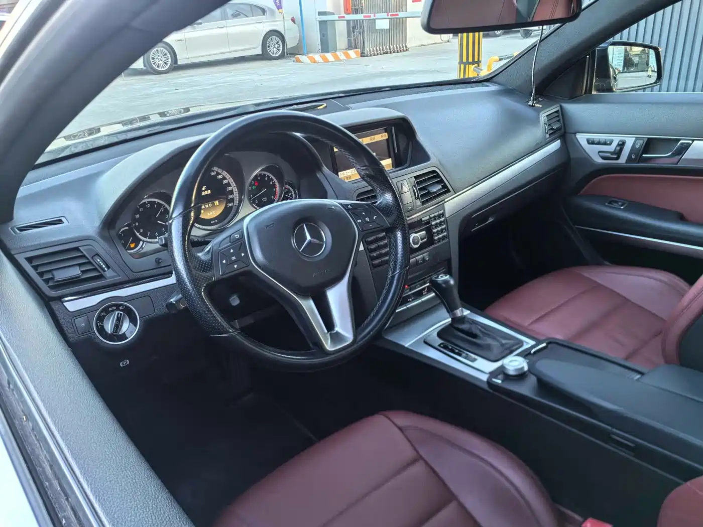 Mercedes-Benz E-Class (Import) 2011 E 260 CGI Coupe фото 6