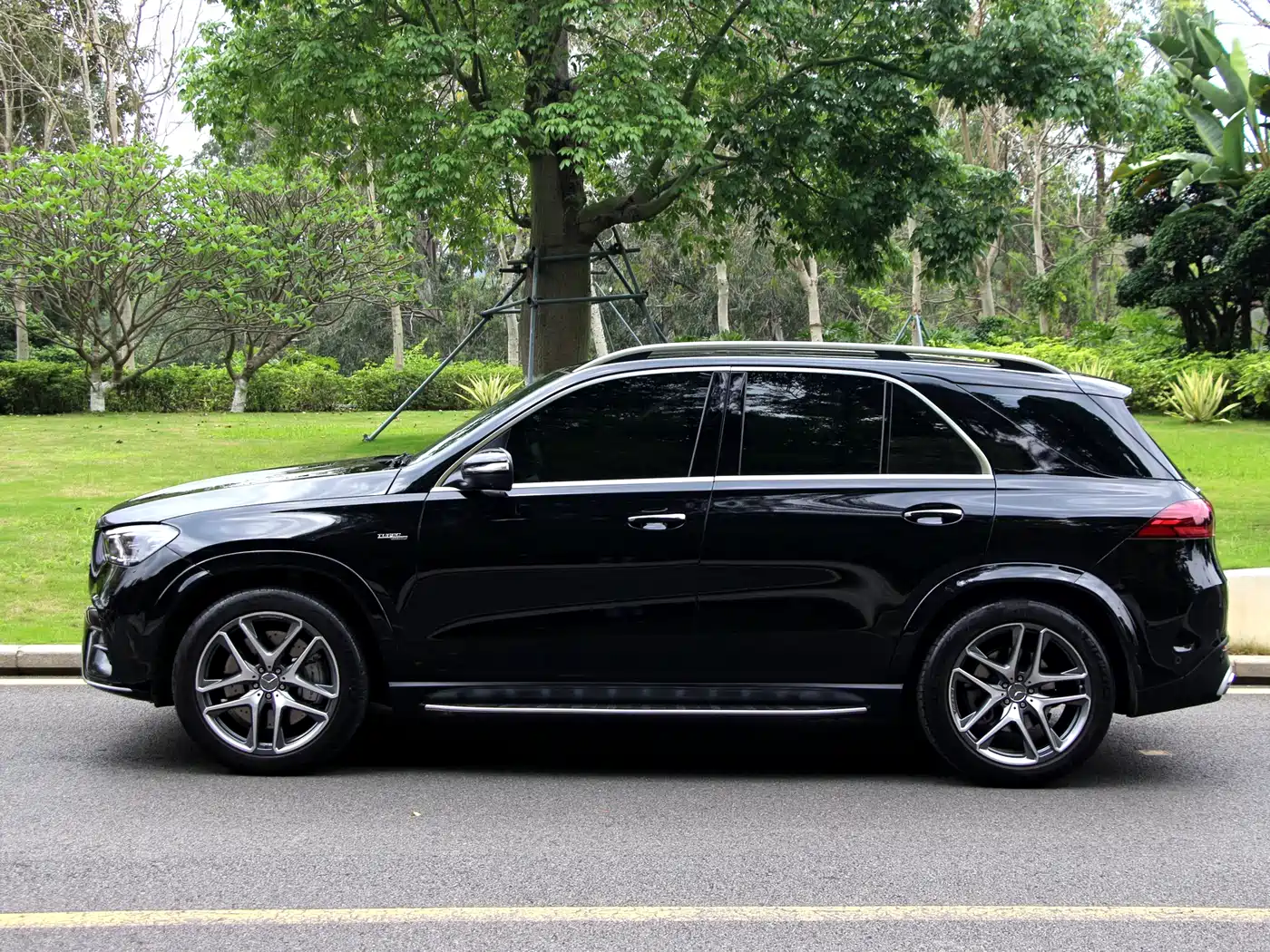 Mercedes-Benz GLE AMG 2024 AMG GLE 53 4MATIC+ фото 4