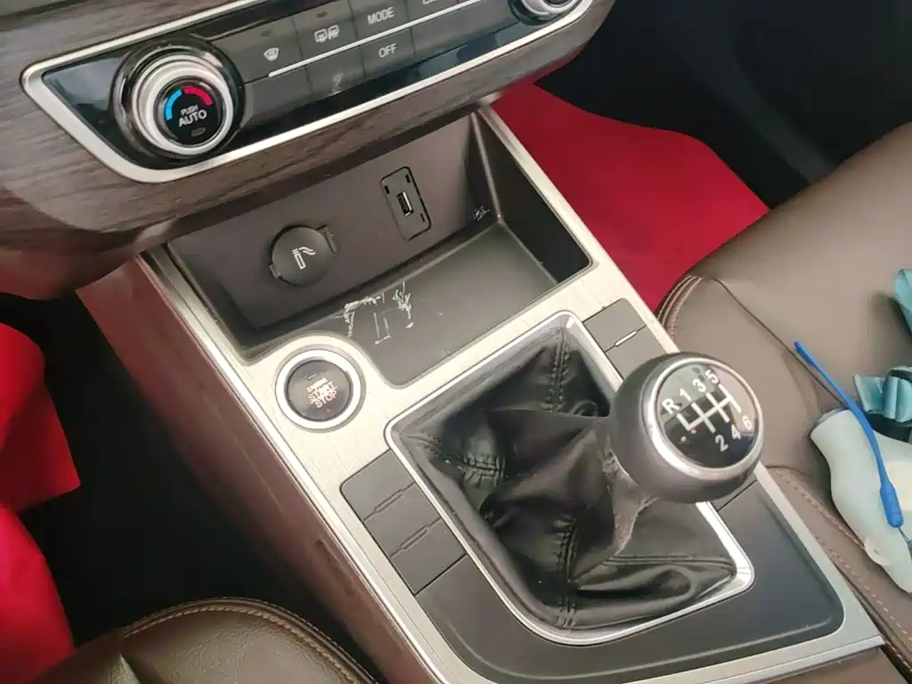 Dongfeng Fengxing Jingyi X5 2018 2017 Power Series 1.5T Manual Luxury