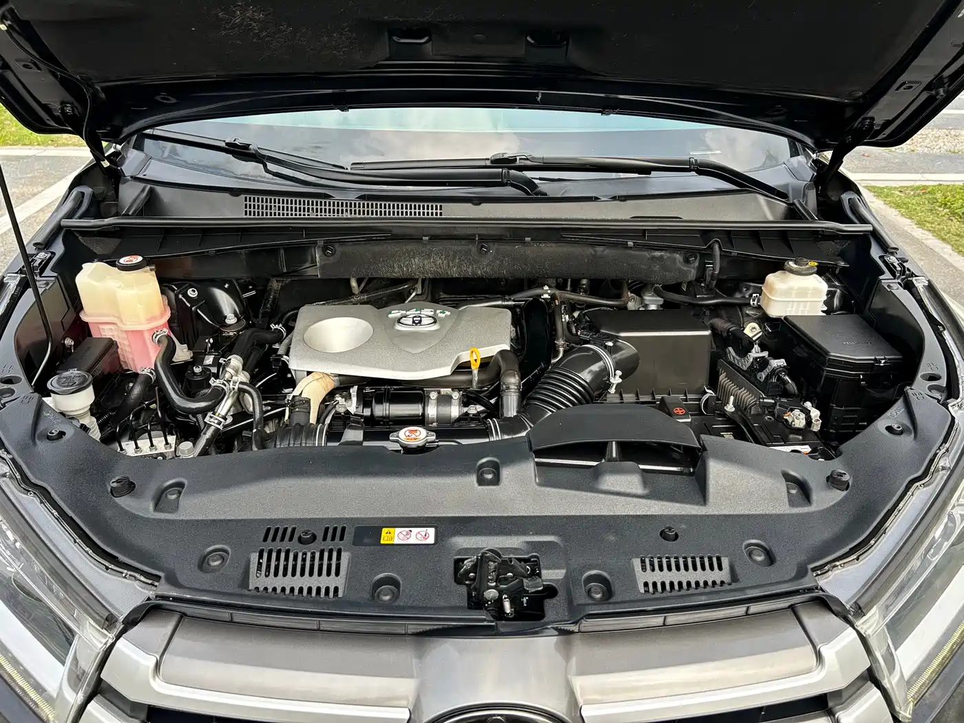 Toyota Highlander 2018 2.0T 4WD Luxury 7-seater China VI фото 10