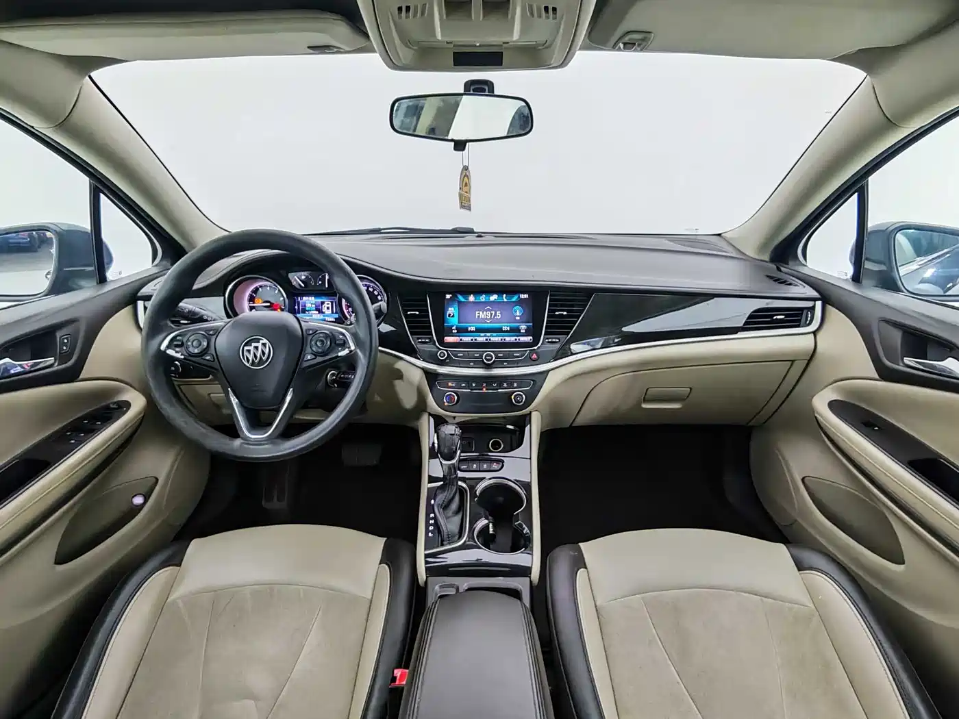 Buick Verano 2017 Sedan 15S Automatic Leading фото 12