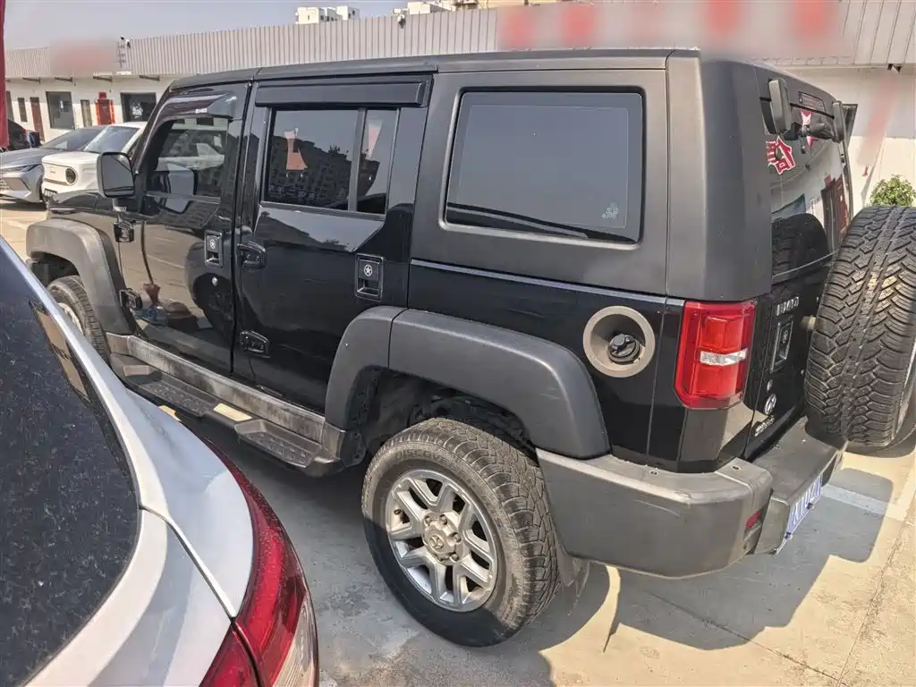 BAIC ORV Beijing Offroad BJ40 2016 Model 40L 2.0T Manual 4WD Premium фото 10