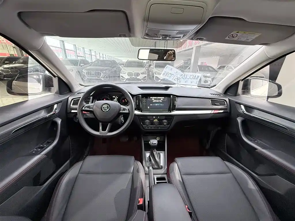 Škoda Kamiq 2022 GT 1.5L Automatic Ultimate Edition фото 10