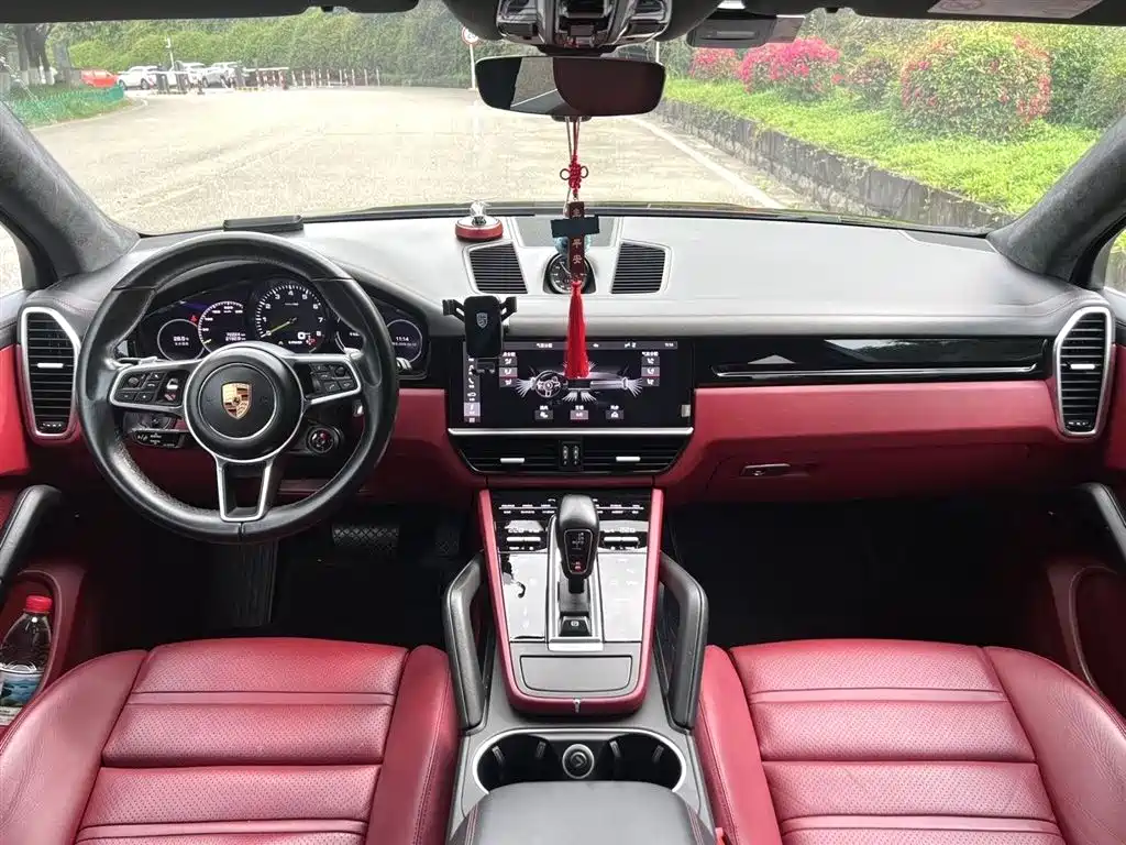 PORSCHE CAYENNE NEW ENERGY