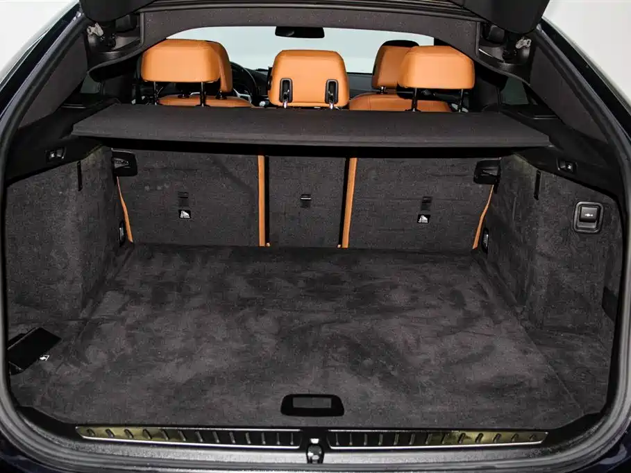 BMW 6 Series GT 2021 630i M Sport Package фото 28