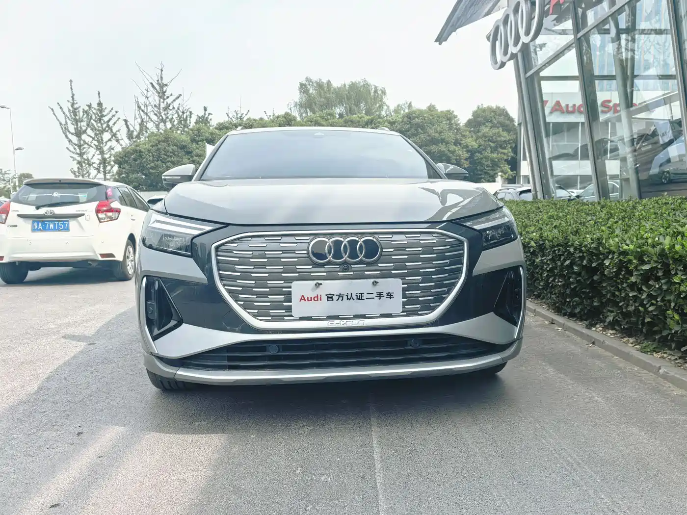 Audi Q4 e-tron 2024 40 e-tron Pioneer Edition