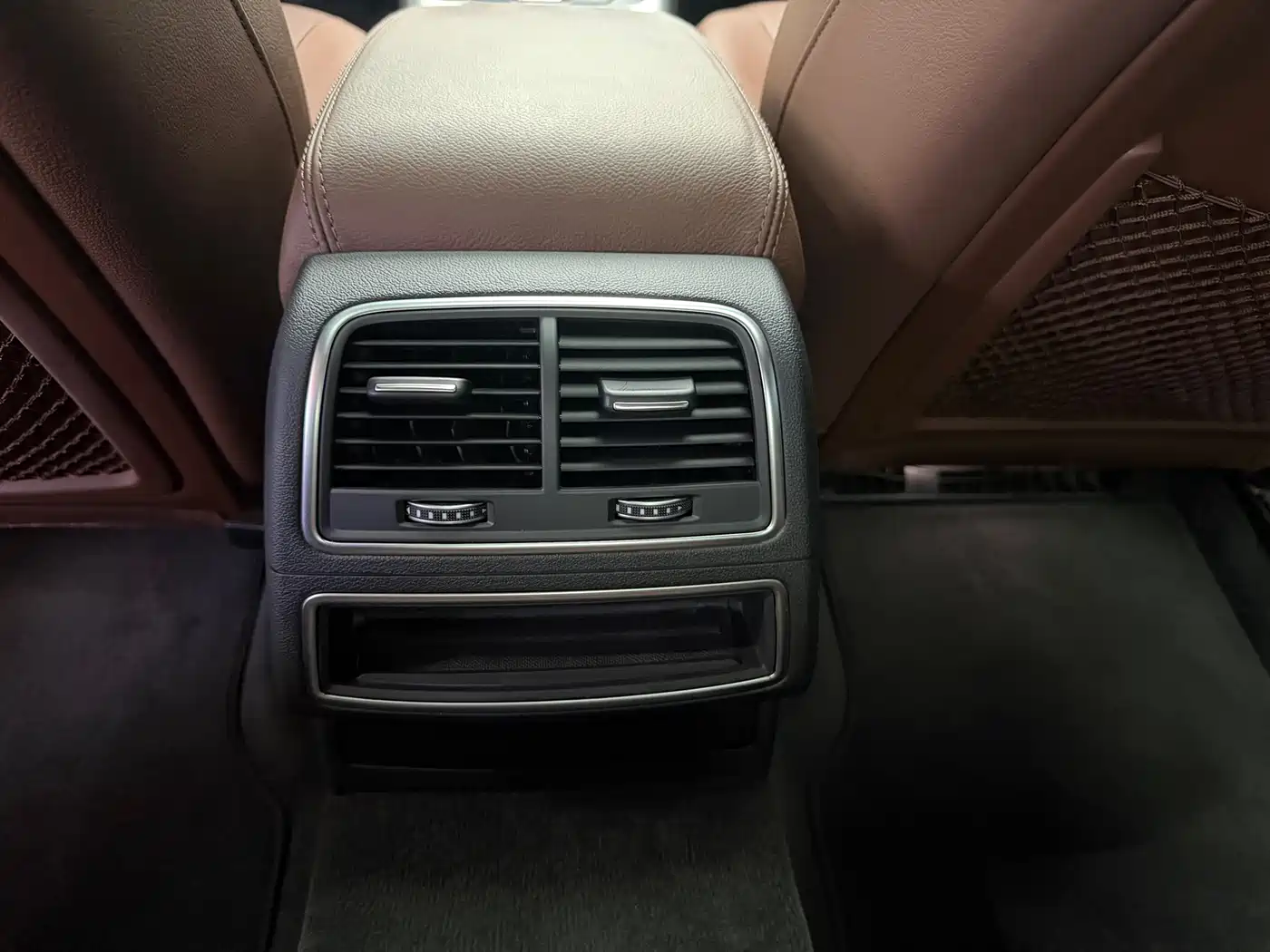 Audi A6L 2016 30 FSI Technology фото 9
