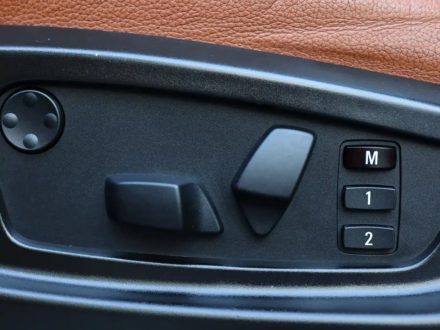 BMW X6 M 2010 X6 M фото 19