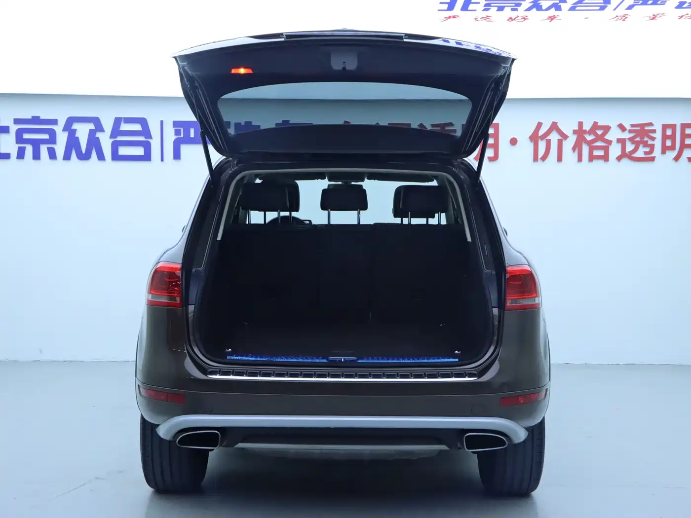 Volkswagen Touareg 2015 3.0TSI Comfort Edition фото 23