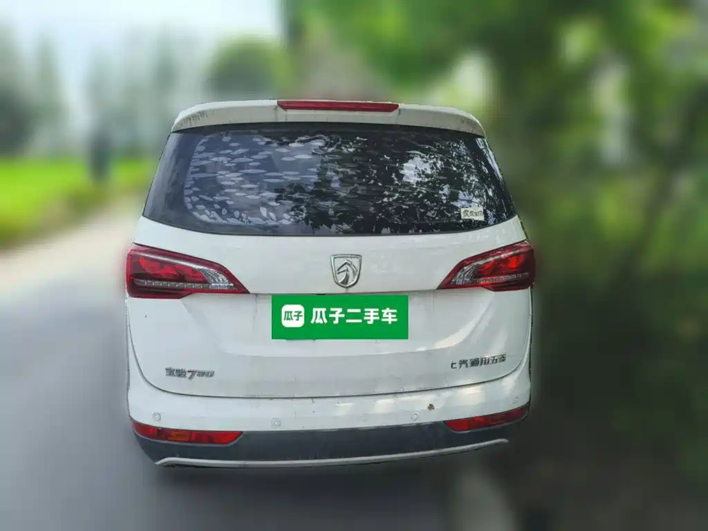 Baojun 730 2021 2021 1.5L Manual Fashion 7-Seater