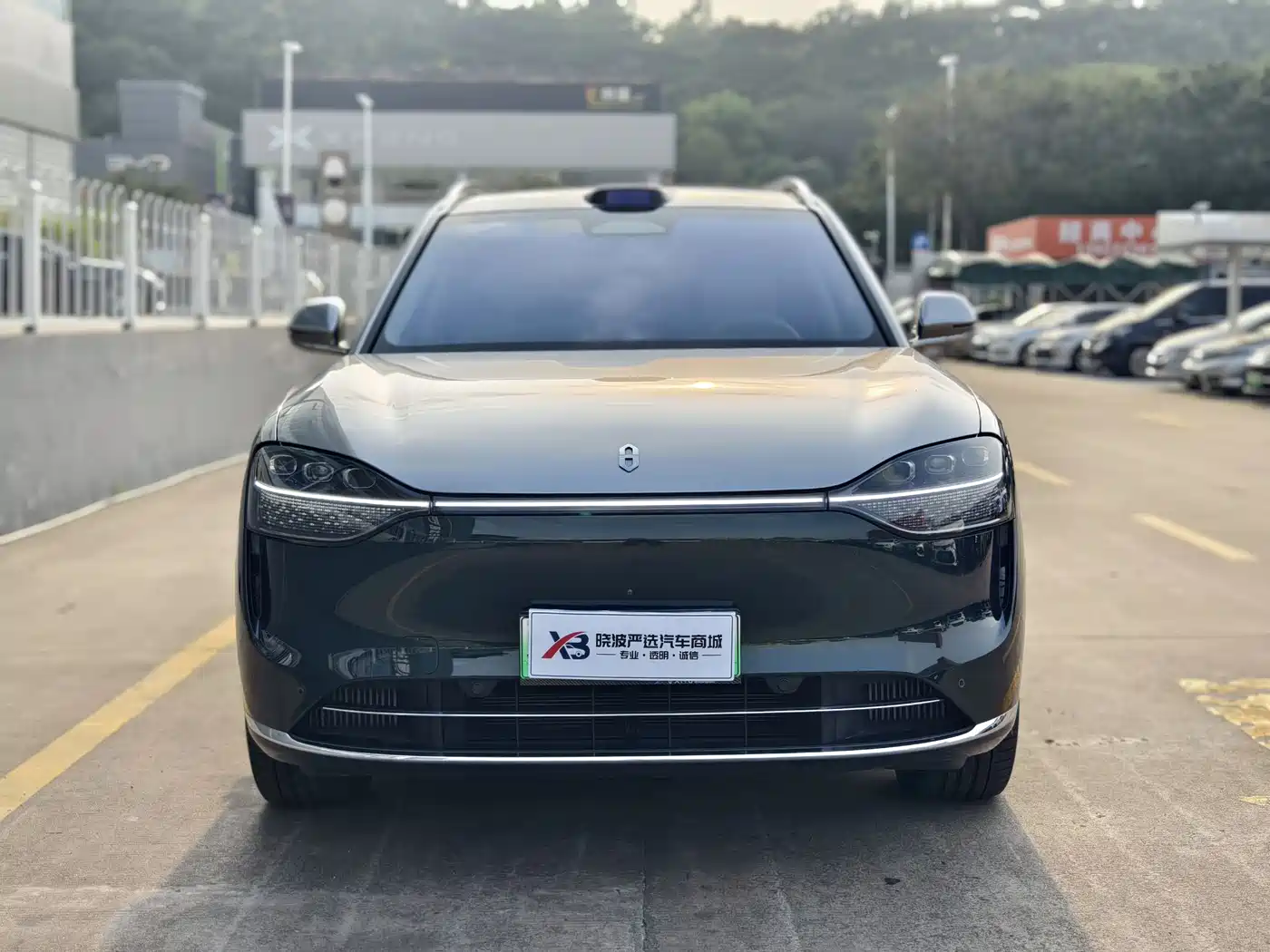 AITO Wenjie AITO M9 2024 Extended Range Ultra 42kWh 6-Seater фото 2