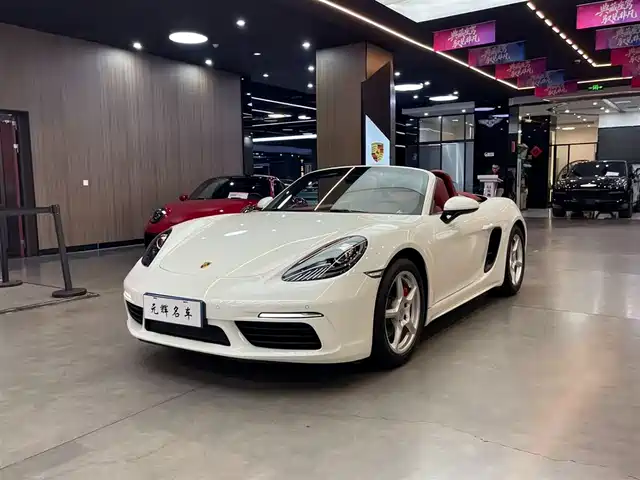 PORSCHE 718