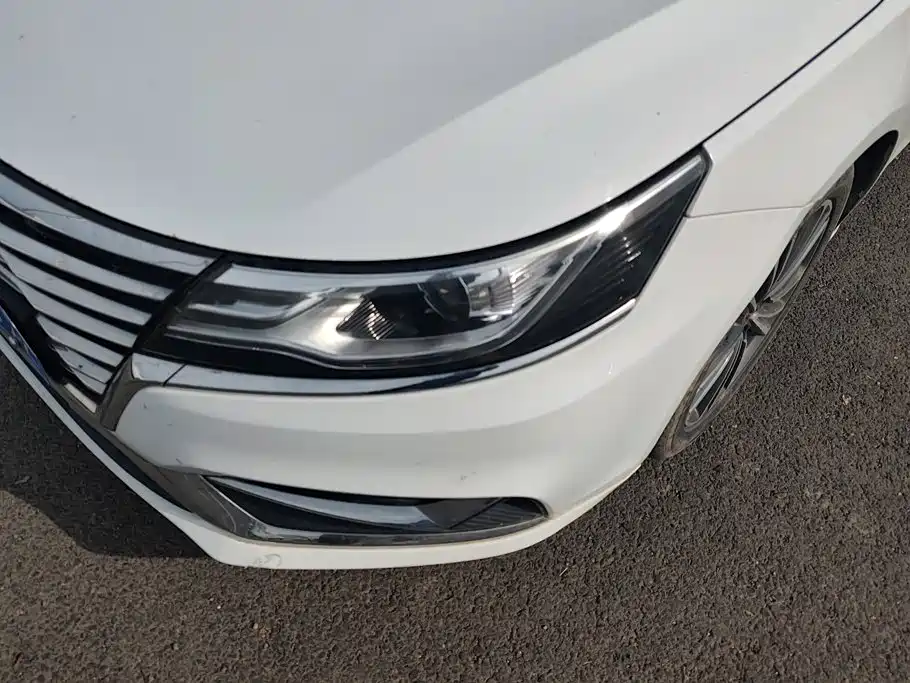 Roewe i6 2020 2019 PLUS 20T TST 4G Connected Flagship Super Edition