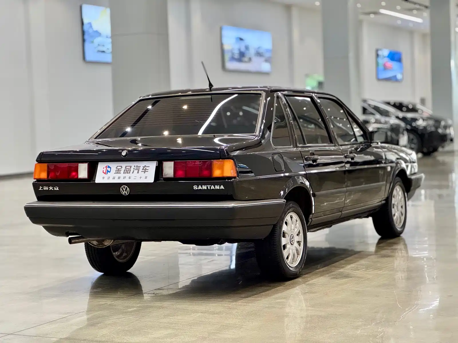 Фото 6 - Volkswagen Santana Classic