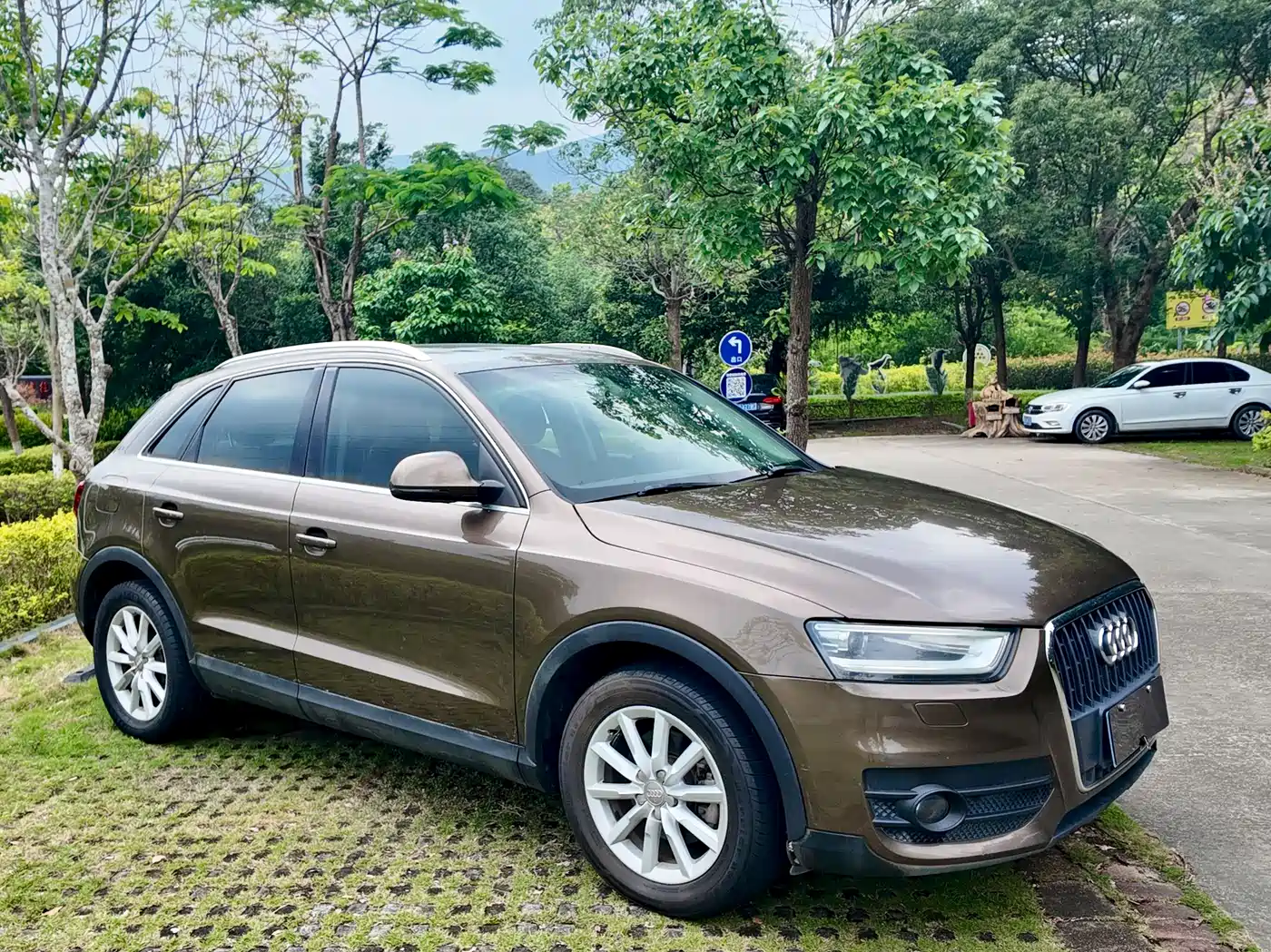 Audi Q3 2014 2015 35 TFSI Progressive