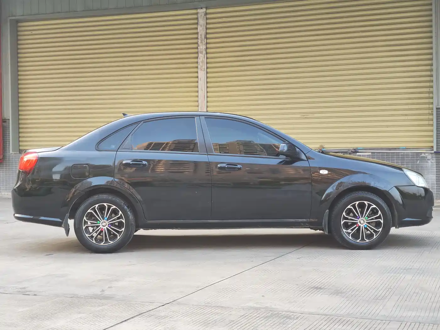 Buick Excelle 2013 1.5L Manual Classic Edition фото 8