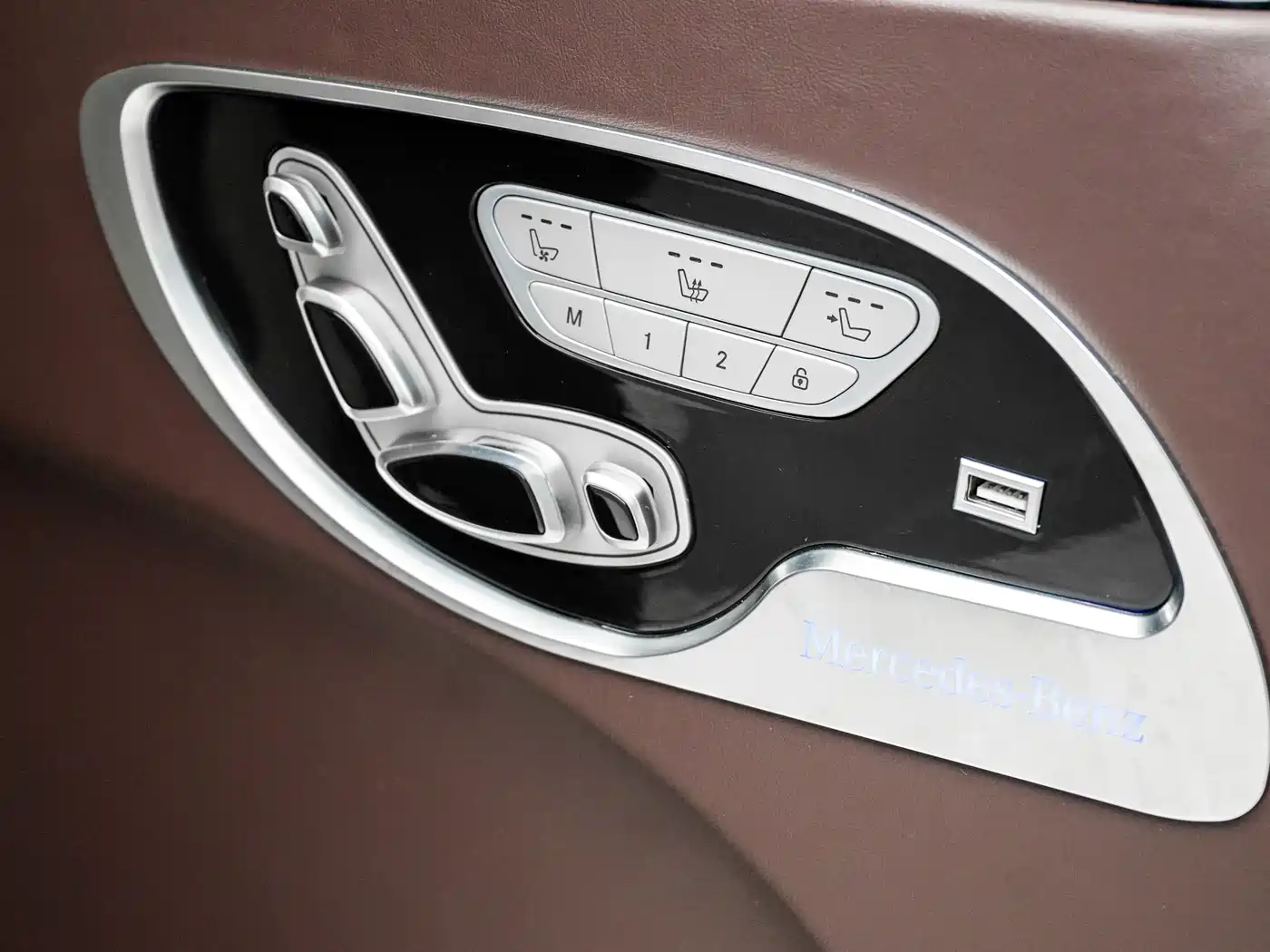 Mercedes-Benz V-Class 2021 V 260 Pilot Edition фото 22