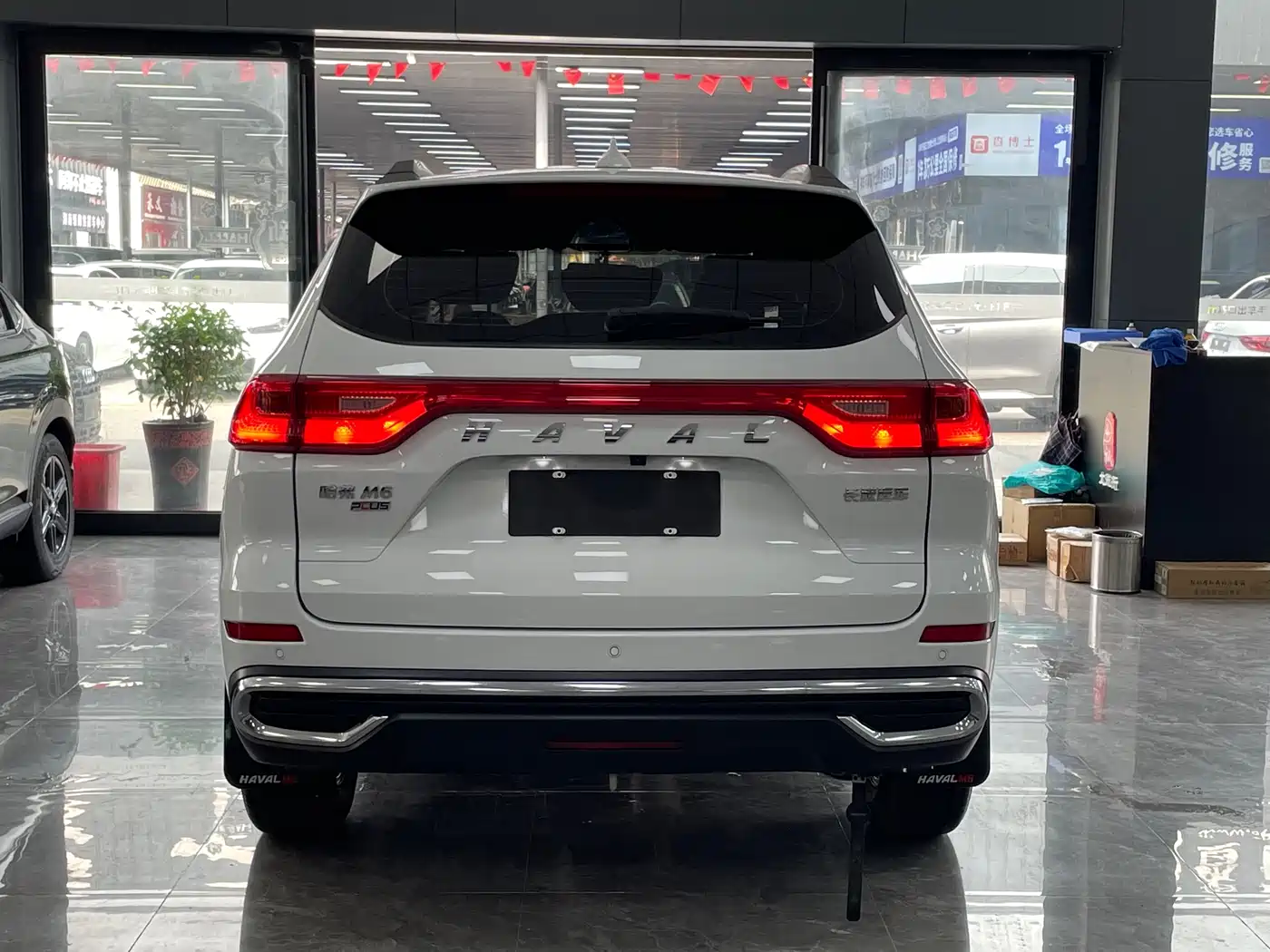 Haval M6 2023 PLUS 1.5T DCT Luxury Smart Connect фото 16
