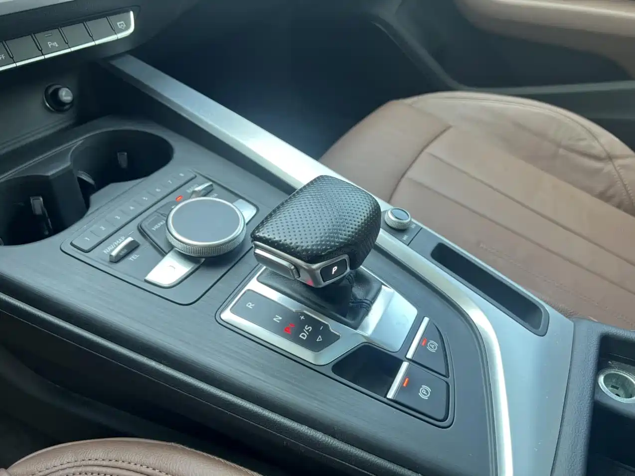 Audi A4L 2018 30th Anniversary 40 TFSI Fashion фото 10