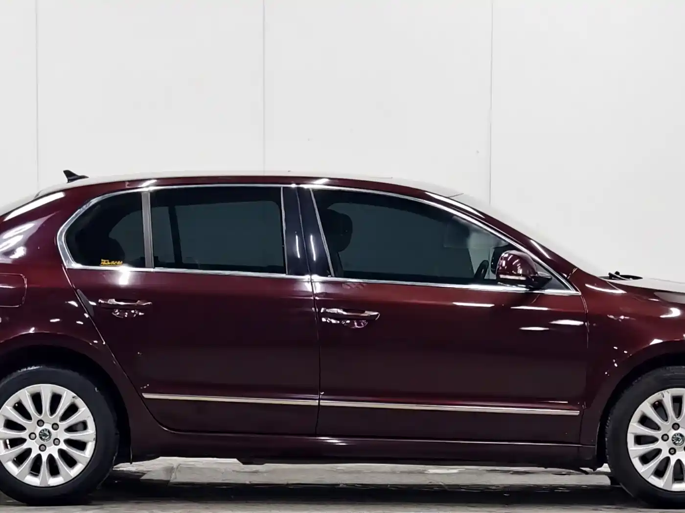 Škoda Superb 2009 1.8TSI Automatic Prestige фото 8