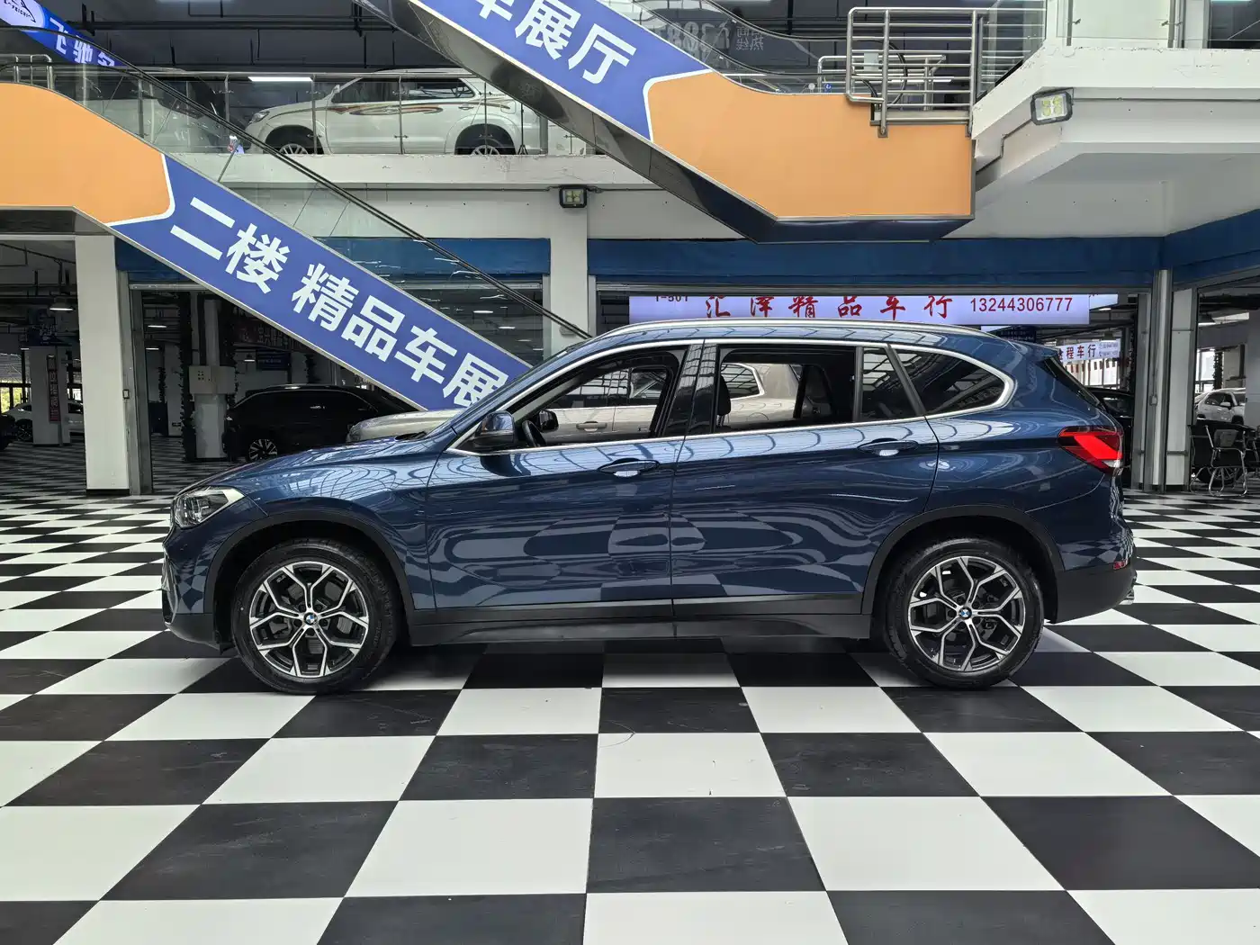BMW X1 2021 sDrive25Li Leading фото 4