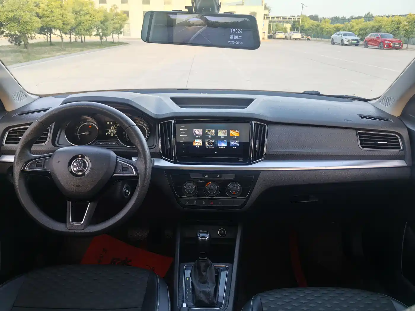 Škoda Kamiq 2020 Model 1.5L Automatic Comfort фото 6
