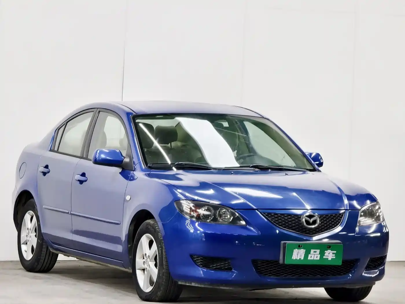 Photo 3 - Mazda 3