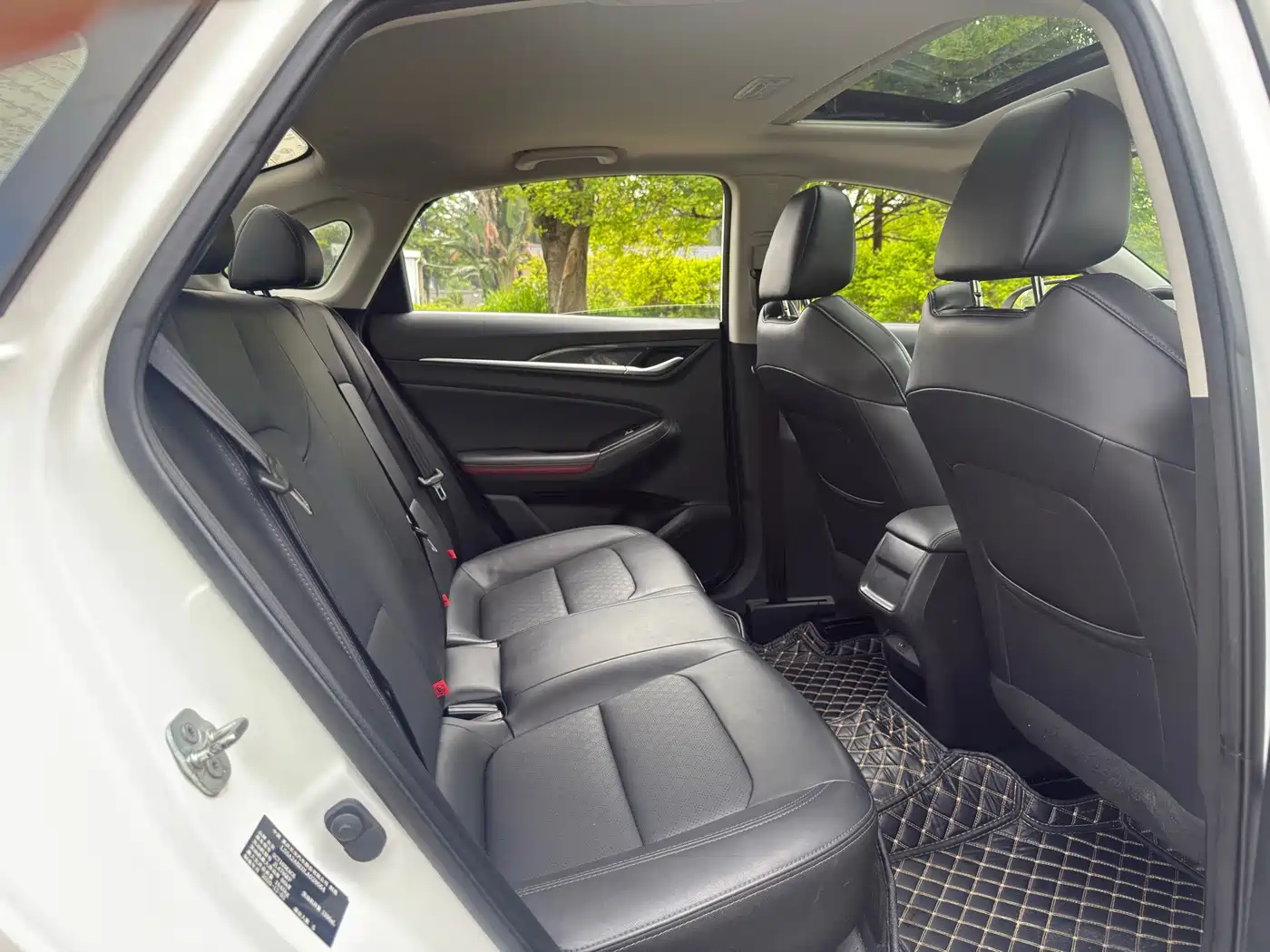 Photo 14 - Changan Eado