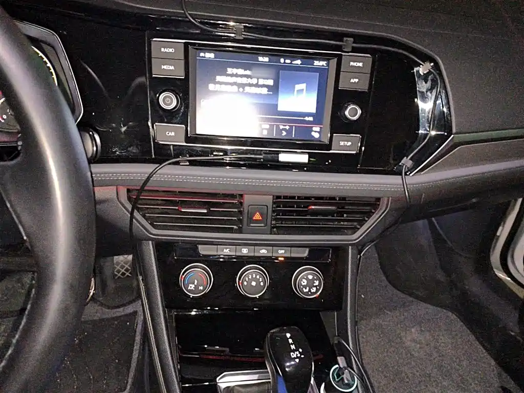 Volkswagen Sagitar 2019 200TSI DSG Comfort Version China V фото 6