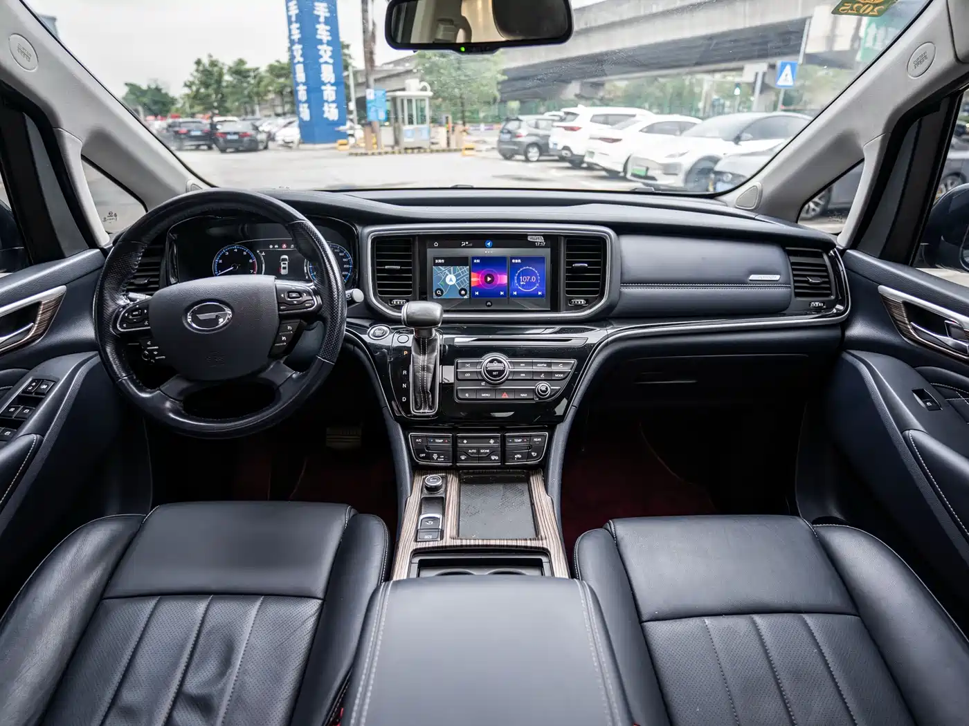 GAC Trumpchi Trumpchi M8 2018 320T Premium Edition фото 11