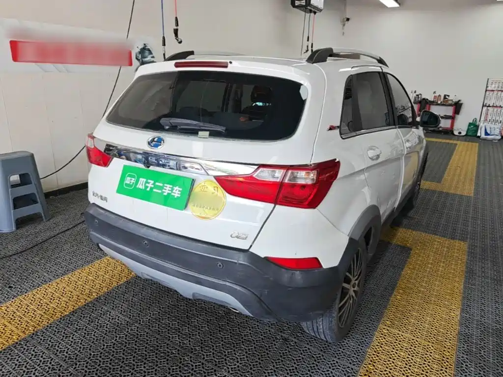BAIC Changhe Q25 2016 2016 1.5L Automatic Le Hui Edition