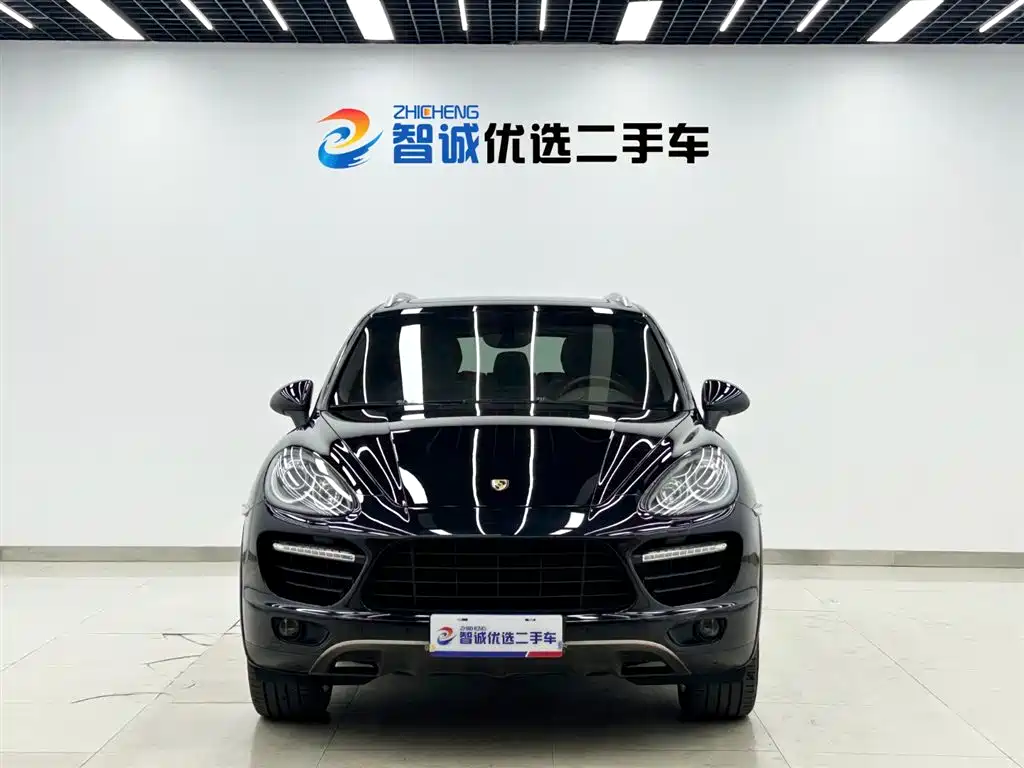 Porsche Cayenne 2011 Cayenne Turbo 4.8T фото 2