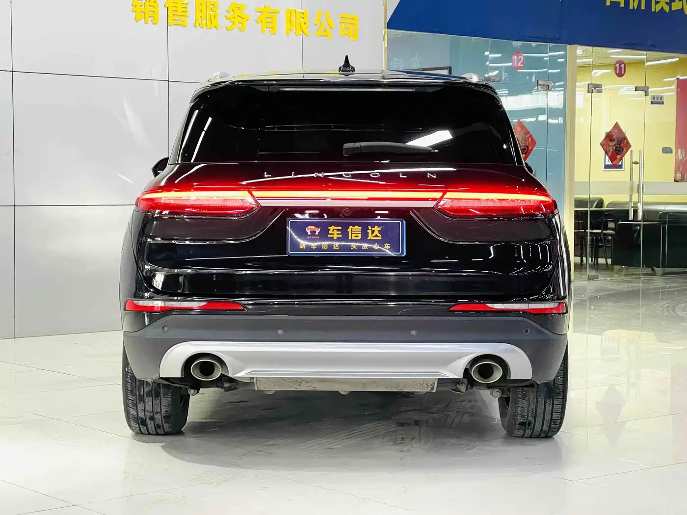 LINCOLN ADVENTURER
