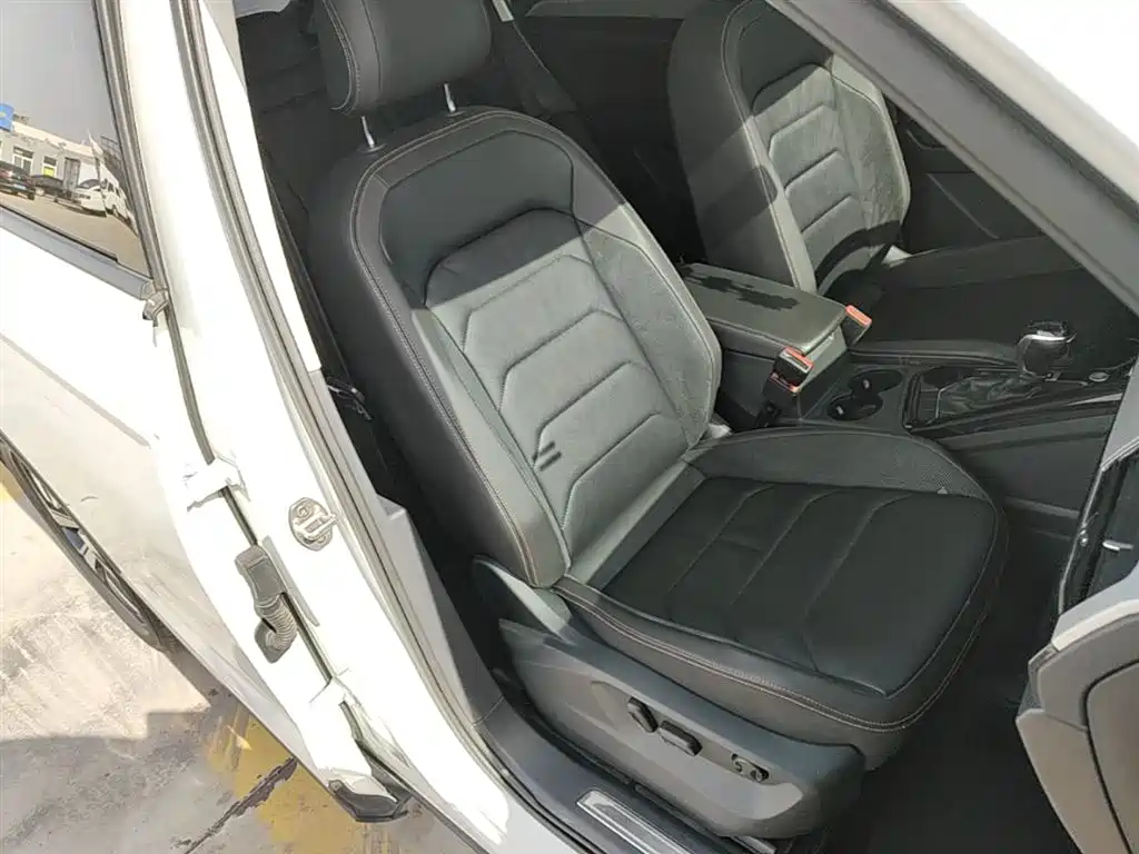 Volkswagen Tayron 2019 Expedition 280TSI 2WD Luxury (China VI) фото 25